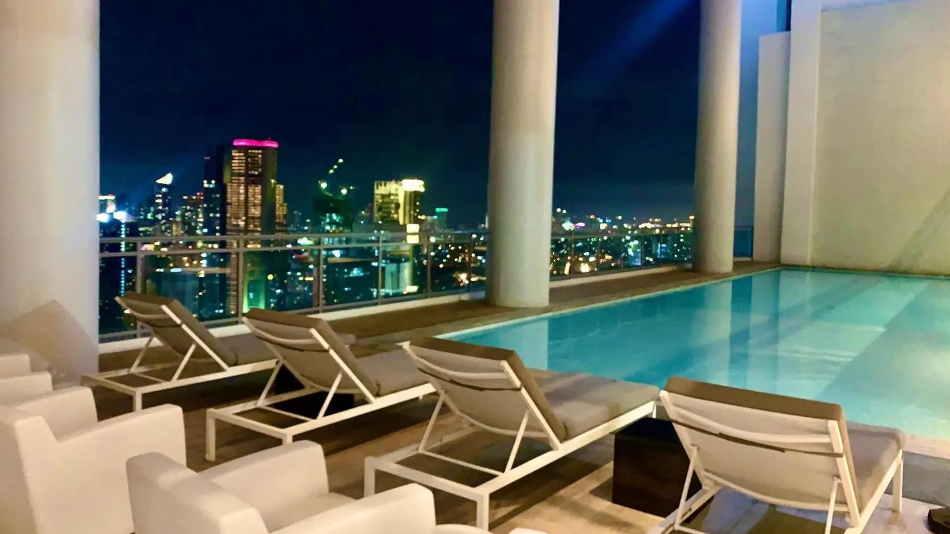 Acqua Private Residences - Iguazu Tower, Mandaluyong - Makati 0*,